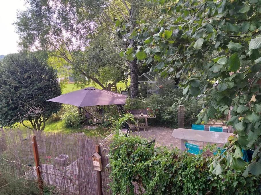 Gite Les 7 Frenes Vaux-sur-Sure 外观 照片